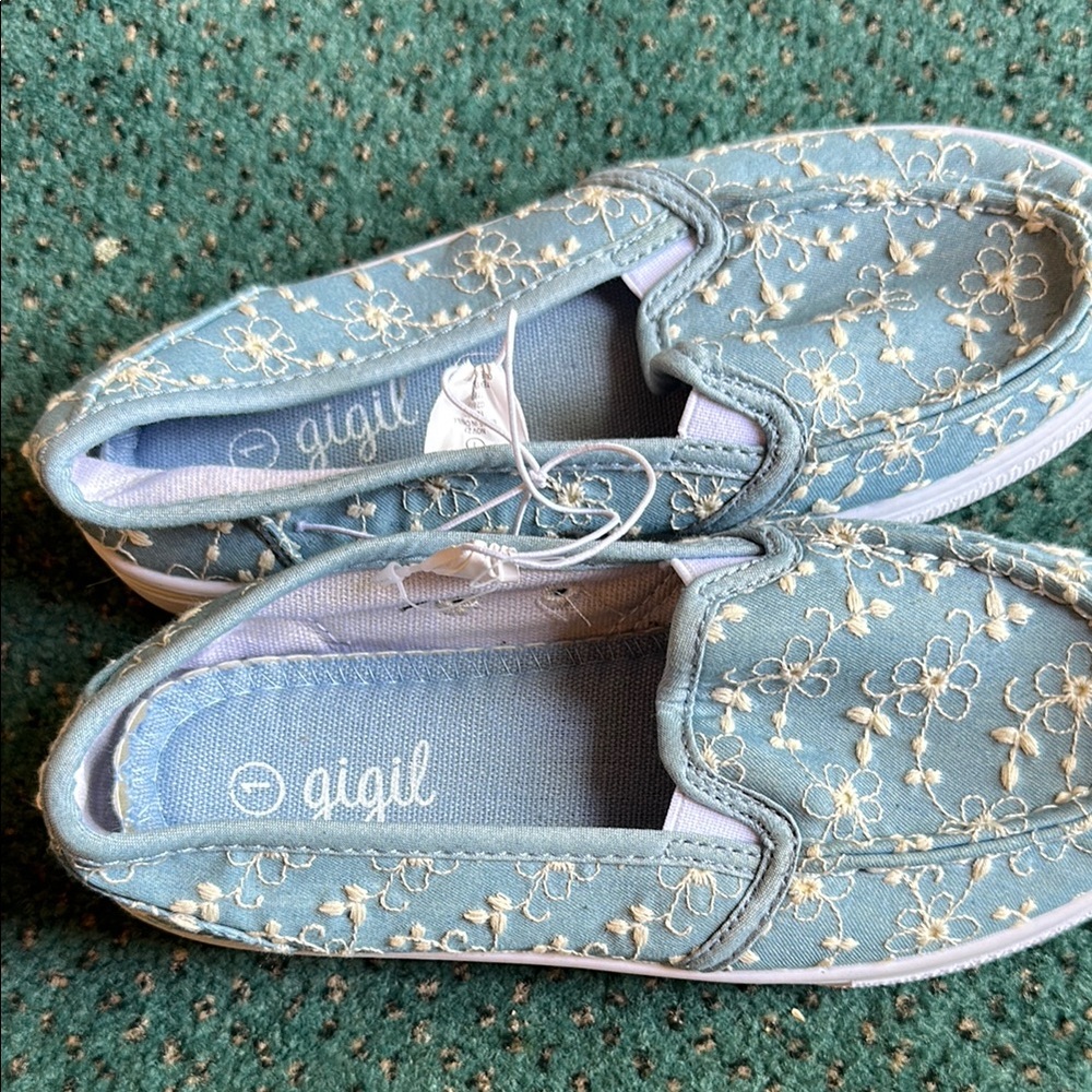 Kids Blue Floral Slippers